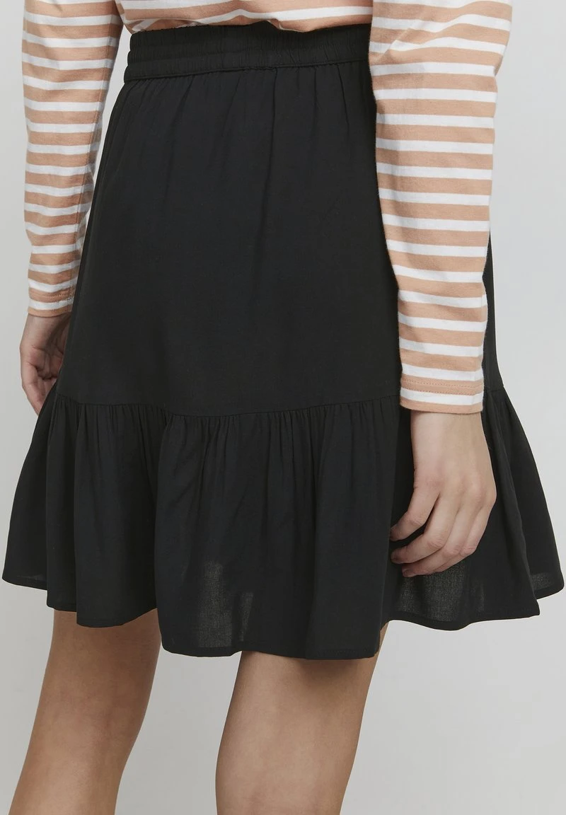 Oxmo OXEIRA - Falda Acampanada - Black , Mujer 7 Oxmo OXEIRA - Falda Acampanada - Black , Mujer - Image 5