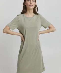 Oxmo BRINJA - Vestido Ligero - Seagrass , Mujer