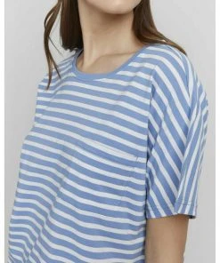 Oxmo OXSTEFFI - Camiseta Estampada - Bel Air Blue , Mujer 11 Oxmo OXSTEFFI - Camiseta Estampada - Bel Air Blue , Mujer -Oxmo Elegante tienda 31213d7b2fa84b1c8381a4220bbd1aac