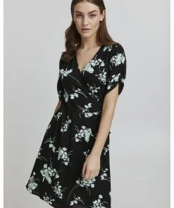 Oxmo OXEMBLA - Vestido Informal - Black Mix , Mujer