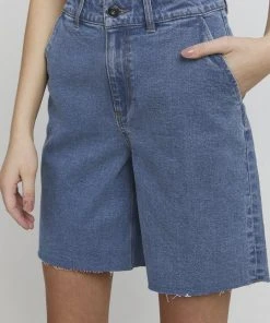 Oxmo Shorts Vaqueros - Mid Blue Denim , Mujer -Oxmo Elegante tienda 936a5afa76df4fa5b73dd4c22461bc41