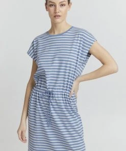 Oxmo STILLA - Vestido Ligero - Bel Air Blue , Mujer