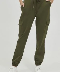 Oxmo OXHENNI - Pantalones Cargo - Ivy Green , Mujer